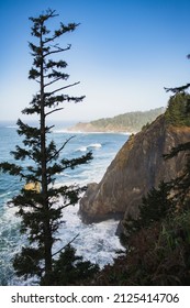 Ocean Waves Along The Rugged Oregon Coast