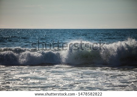 Ocen waves and splashes background