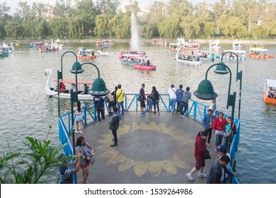 200 Burnham Park Images, Stock Photos & Vectors | Shutterstock