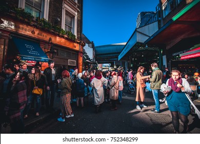 Oct 27, 2017 - London, UK : People shopping and dinner at Borough Market  in Southwark, London. An one of oldest markets in UK