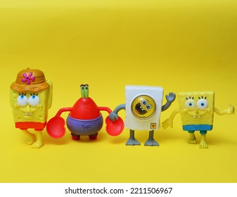 October 2022, Istanbul, Turkiye: Sponge Bob Figurines By Burger King Meal Toys In 2011.