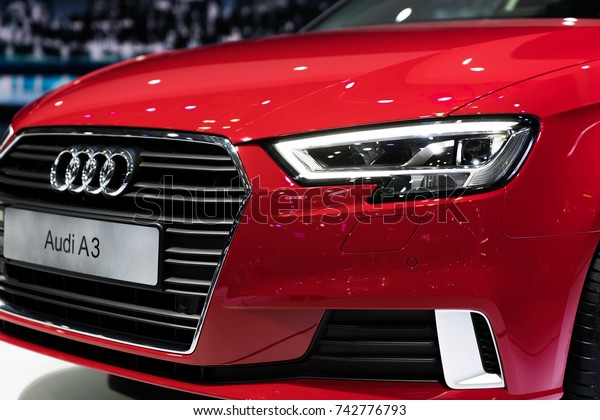 October 27th 2017,
Vietnam International Motor Show VIMS 2017 - Ho Chi Minh city:
Review new series Audi
A3.
