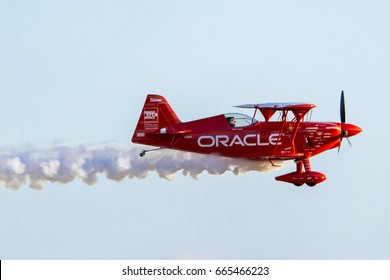 October 4, 2015. MCAS Miramar Air Show, San Diego, USA. Sean D. Tucker, Team Oracle Air Shows
