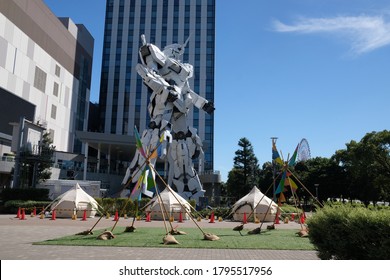 Odaiba, Tokyo, Japan - August 12 2020: The Life-Sized Unicorn Gundam Statue In Odaiba With Camping Or 