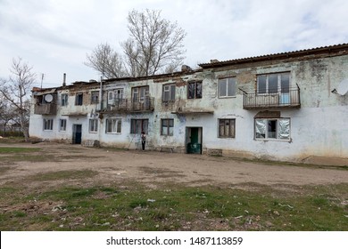 ODESSA, UKRAINE Circa 2019: Houses In Poor Area Where Poor People Live. Destruction Of Old Houses, Earthquakes, Economic Crisis, Abandoned Houses. Living In Broken, Unusable House Is Poor Neighborhood