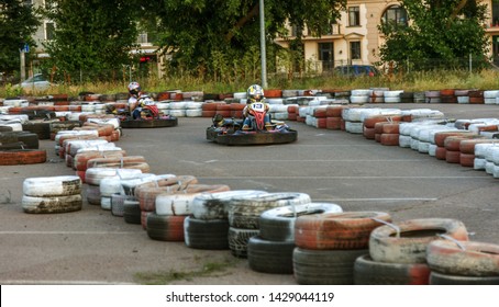 Bilder Stockfotos Und Vektorgrafiken Go Speed Shutterstock