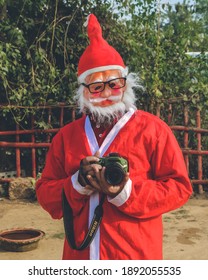 Odia People Celebrating Christmas At An Animal Shelter In Cuttack, Odisha, India In December 2020....