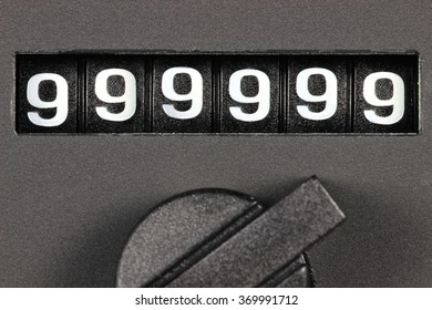 Odometer Of Used Car Showing Mileage Of 999999 Km