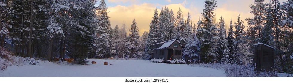 Off Grid Tiny House In The Snowy Woods.