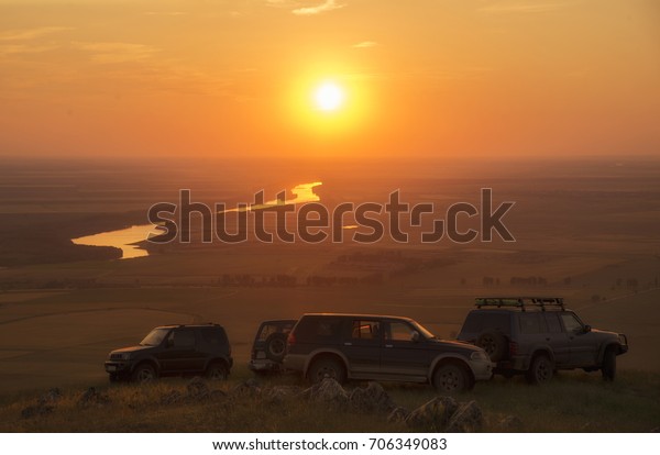 Off road\
sunset