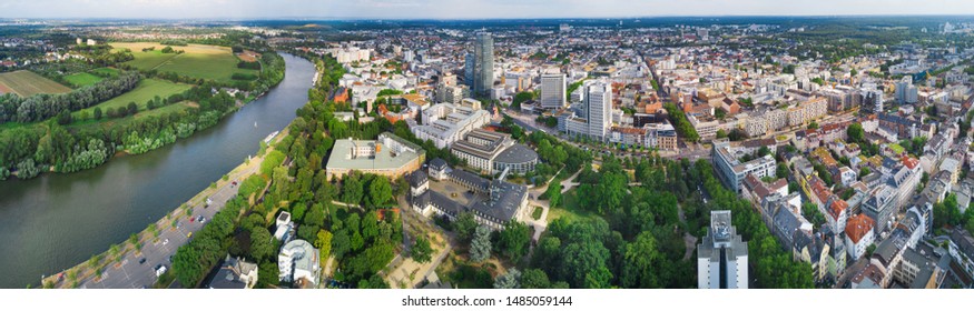 Offenbach - Great panorama of the city in summer