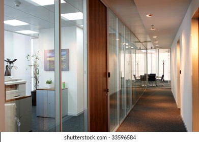 Imagenes Fotos De Stock Y Vectores Sobre Offices With