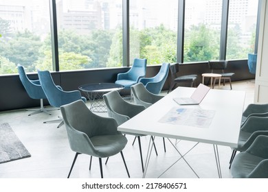 An Office With No People