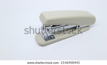 office stationery stapler for study and work purposes