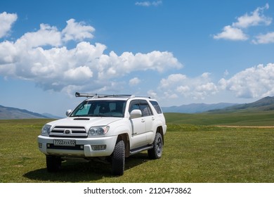 Offroad Suv Toyota 4runner Mountains Cloudy Stock Photo 2120473862  Shutterstock