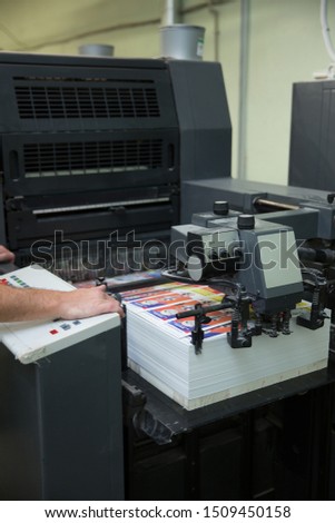 Offset printed machine, offset printing