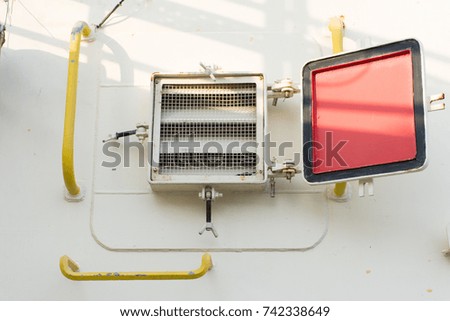 Offshore air ventilator 