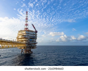 7,105 Offshore operation Images, Stock Photos & Vectors | Shutterstock