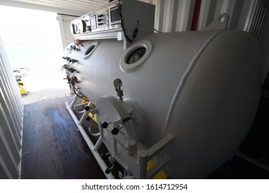 Offshore Decompression Chamber For Diving Operations