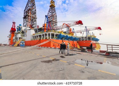 Offshore Drillship Oil And Gas