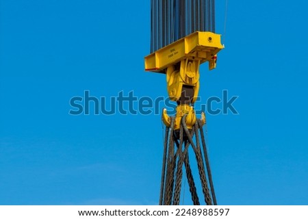 Offshore heavy duty 7000-tonne crane block and hook