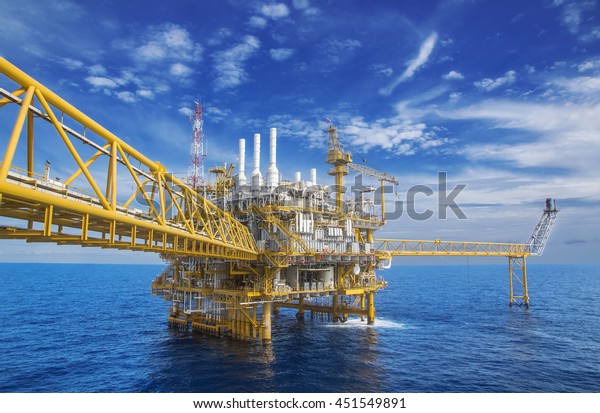 Offshore Industry oil and gas\
production petroleum pipeline,Offshore gas production\
flatform.