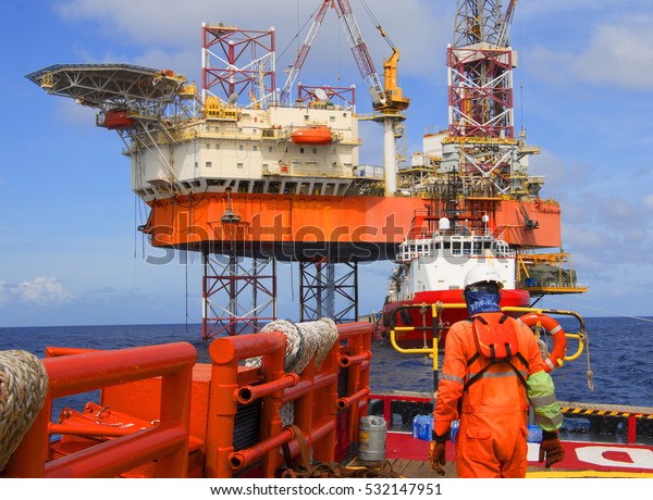 Offshore Oil Rig Drilling Platformoffshore Oil Stock Photo 532147951 ...