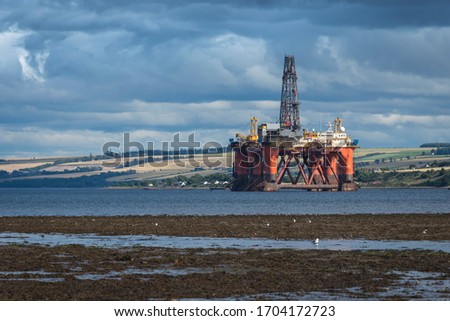 Ofshore oil platform on the scottish coast.