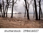 Ohio River Riverbanks Overflowing Louisville Kentucky Flooding