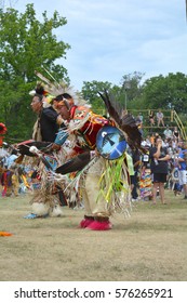 Ohsweken, Ontario, Canada - July 24, 2016 : Six Nations Of The Grand River Pow Wow.  Turtle Island. Grass Dancers, Fancy Feather Dancers Powwow Native American In Their Traditional Regalia.