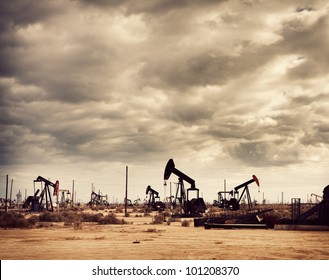 Oil Field In Desert, Oil Production