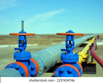 Oil and gas industry. Group wellheads and valve fittings. High pressure pipeline. Methane gas