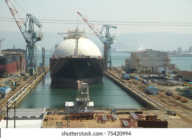 Oil And Gas Industry Liquefied Natural Gas Tanker LNG