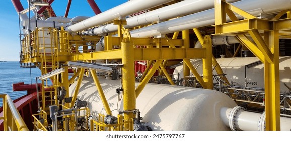 Oil and gas processing platform FPSO