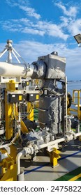 Oil and gas processing platform FPSO