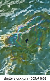 Oil Leaking From The Sunken Wreck Of The Battleship USS Arizona In Pearl Harbour.  75 Years After The Attack, It Still Leaks 2 Litres Per Day.