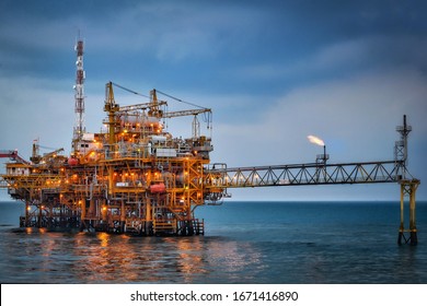 Oil processing platform in the middle of the ocean