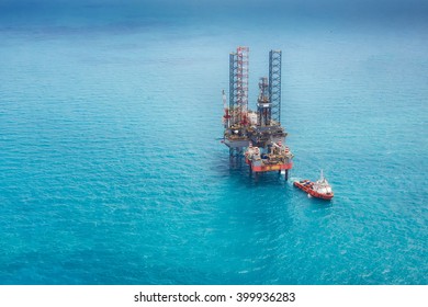 Oil Rig In The Gulf