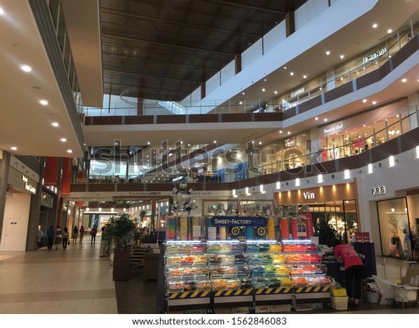 Okinawajapanjun 21 17 Interior Aeon Mall Stock Photo Edit Now