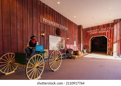 Oklahoma, DEC 12 2021 - Interior View Of The National Cowboy And Western Heritage Museum