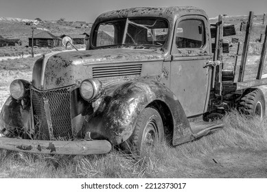 Old Abandon Beat Up Truck Black And White