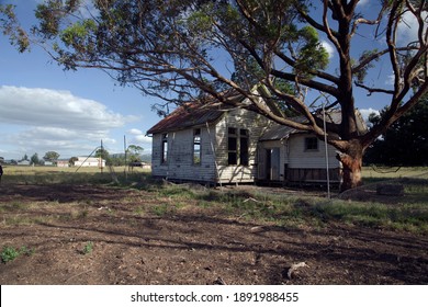 Old Abandoned Country State Primary School House In Gippsland Near Warragul, In Rural Victoria, Australia.