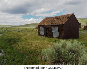 Old Abandoned House In Bodie, California 