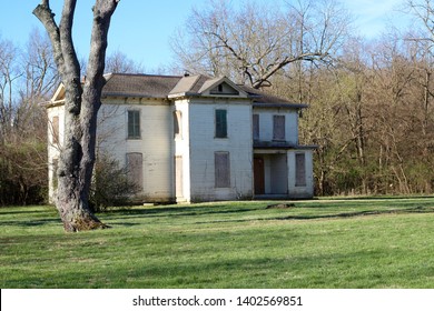 A Old Abandoned House In The Country Landscape Of The Park In Butler County Ohio.