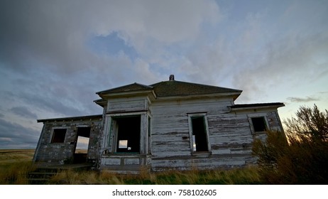 Old Abandoned House Farmhouse Pioneers Great Depression Settlers At Sunset 2