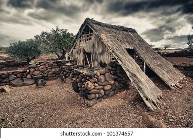march rain declare 1,281 Aboriginal Shelter Images, Stock Photos & Vectors | Shutterstock