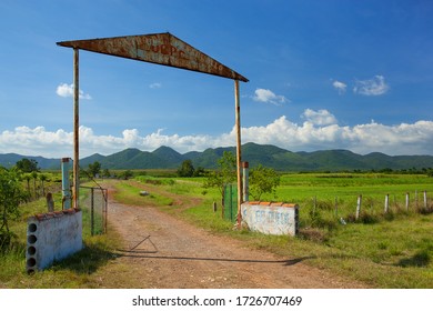 Old Arch To Cuban Ranch