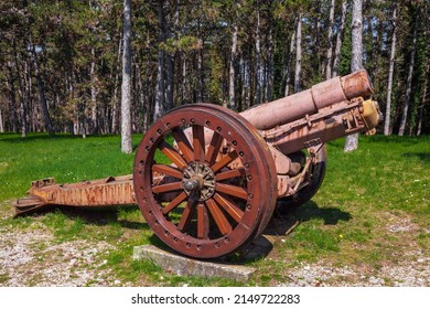 Old Artillery Canon From First World War