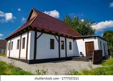 Old Baal Shem Tov  Synagogue In Medzhibozh