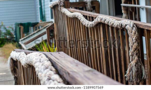 rope bannister